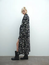 Płaszcz AKEP z żakardu w cętki Akep