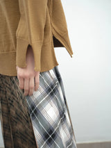 Golf AKEP z plecionym kołnierzykiem na ramieniu Akep