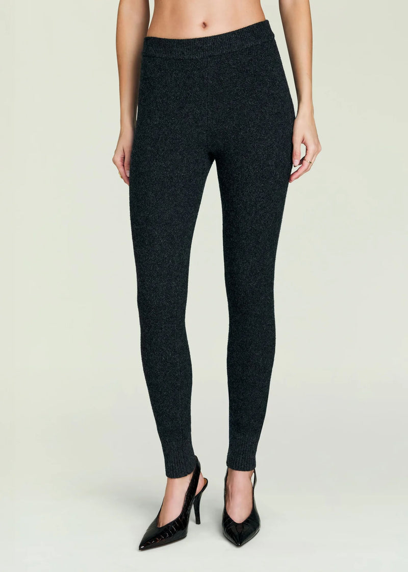 Leginsy Mish Seroya Seroya